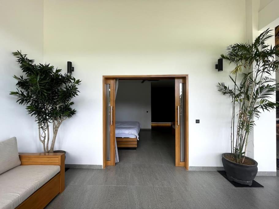 Villa Vespa Lovina ภายนอก รูปภาพ