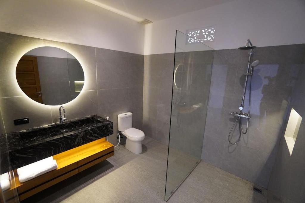 Villa Vespa Lovina ภายนอก รูปภาพ
